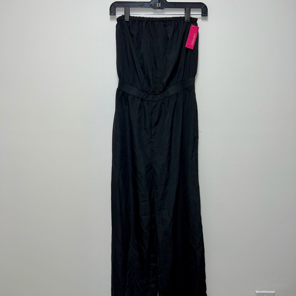 Xhilaration Black Romper - Size MEDIUM